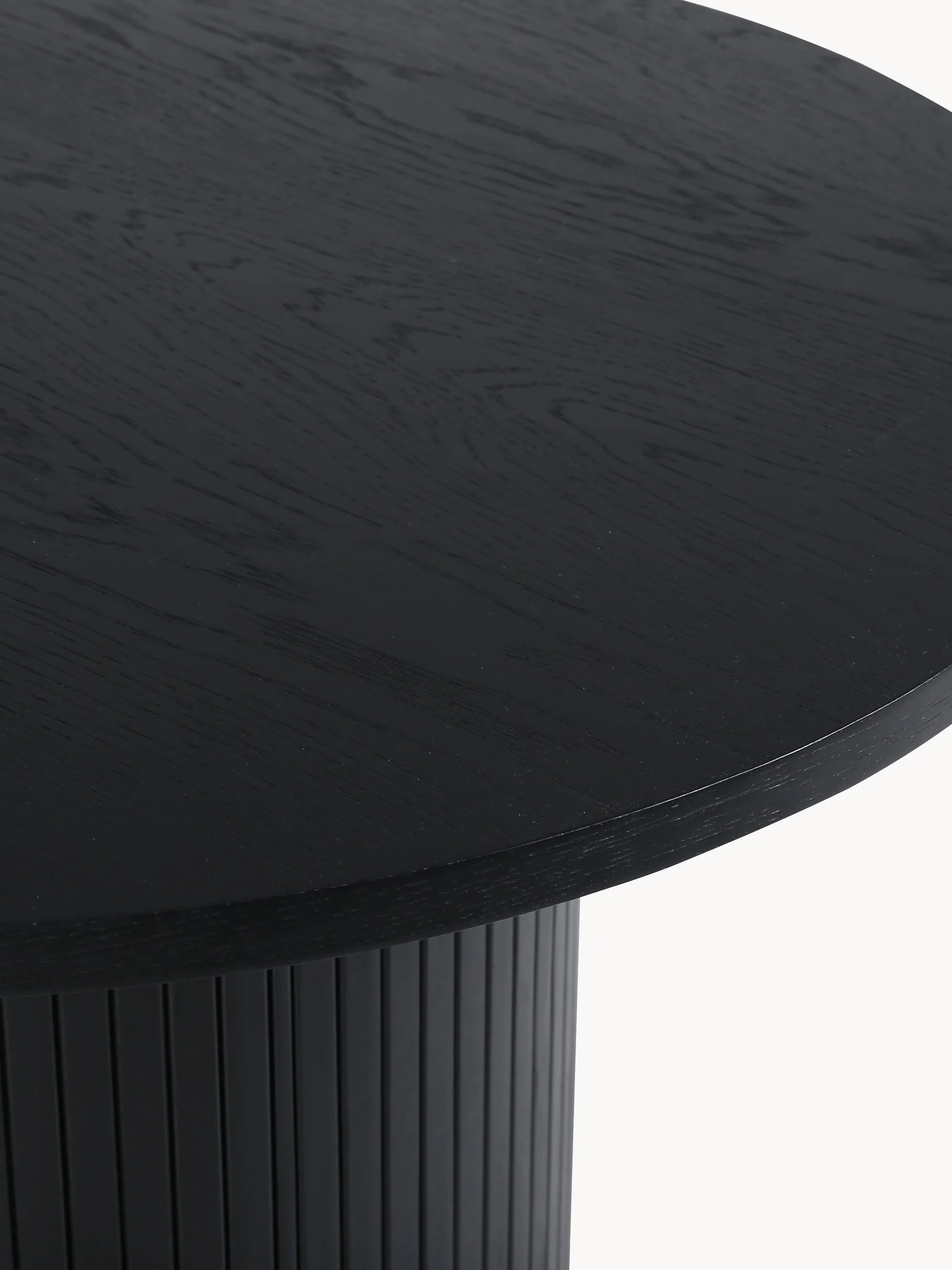 Mesa Bela con tablero chapado en madera álamo negro