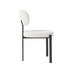 Silla Lou boucle blanco con estructura metálica negro