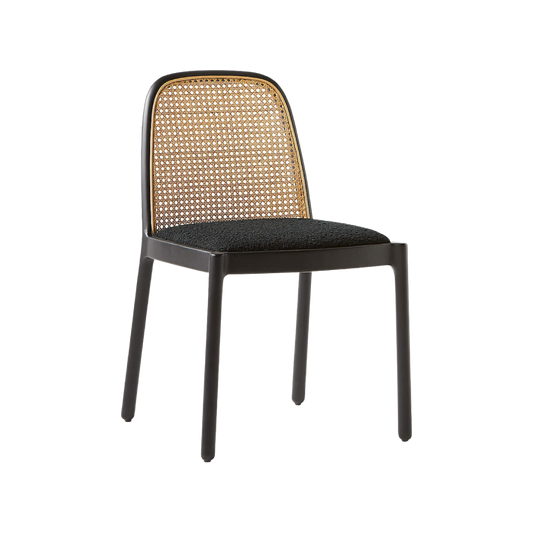 Silla Barcelona negra de madera maciza con rattan natural